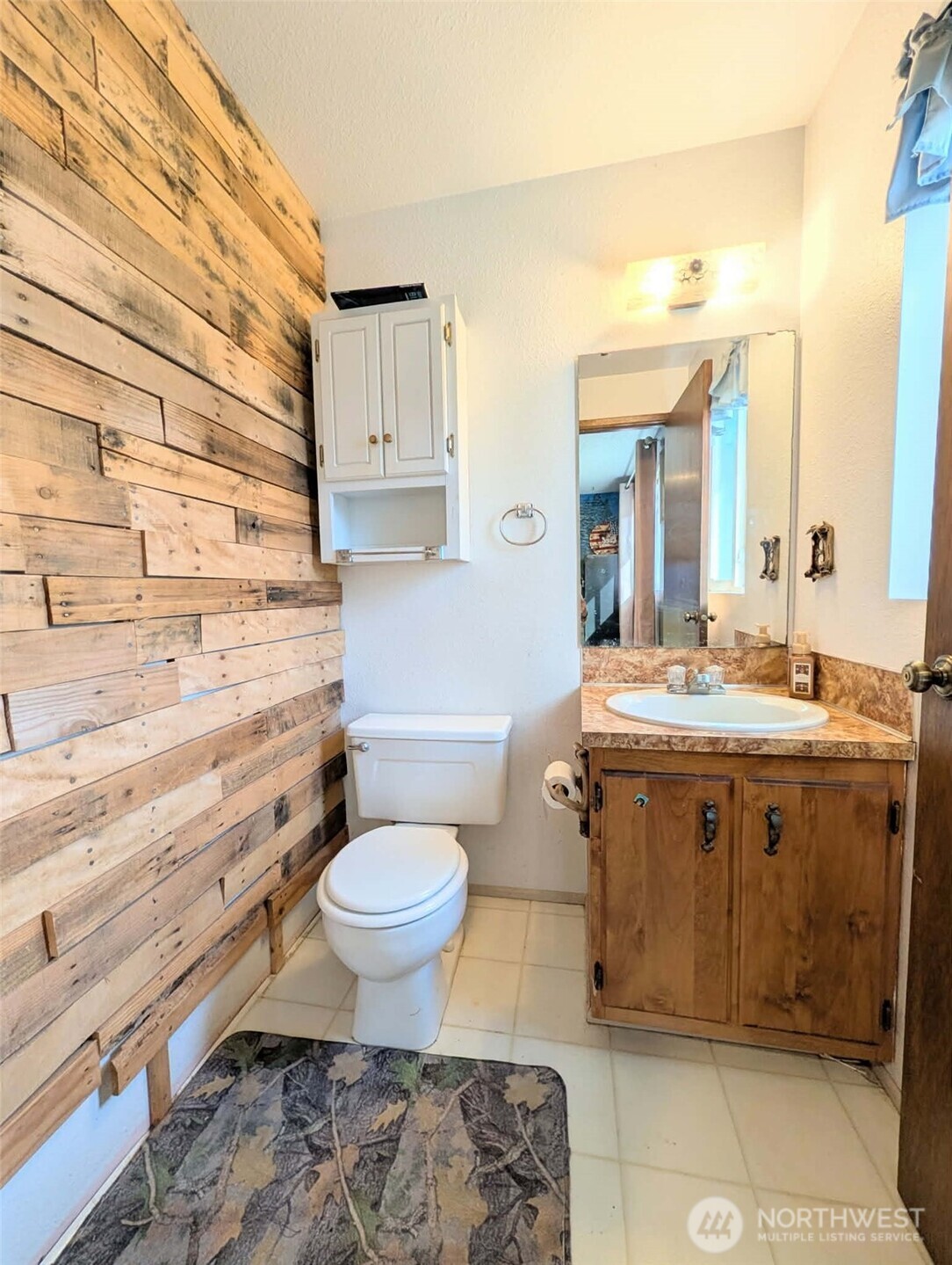 1710 W Young , Elma, WA 98541