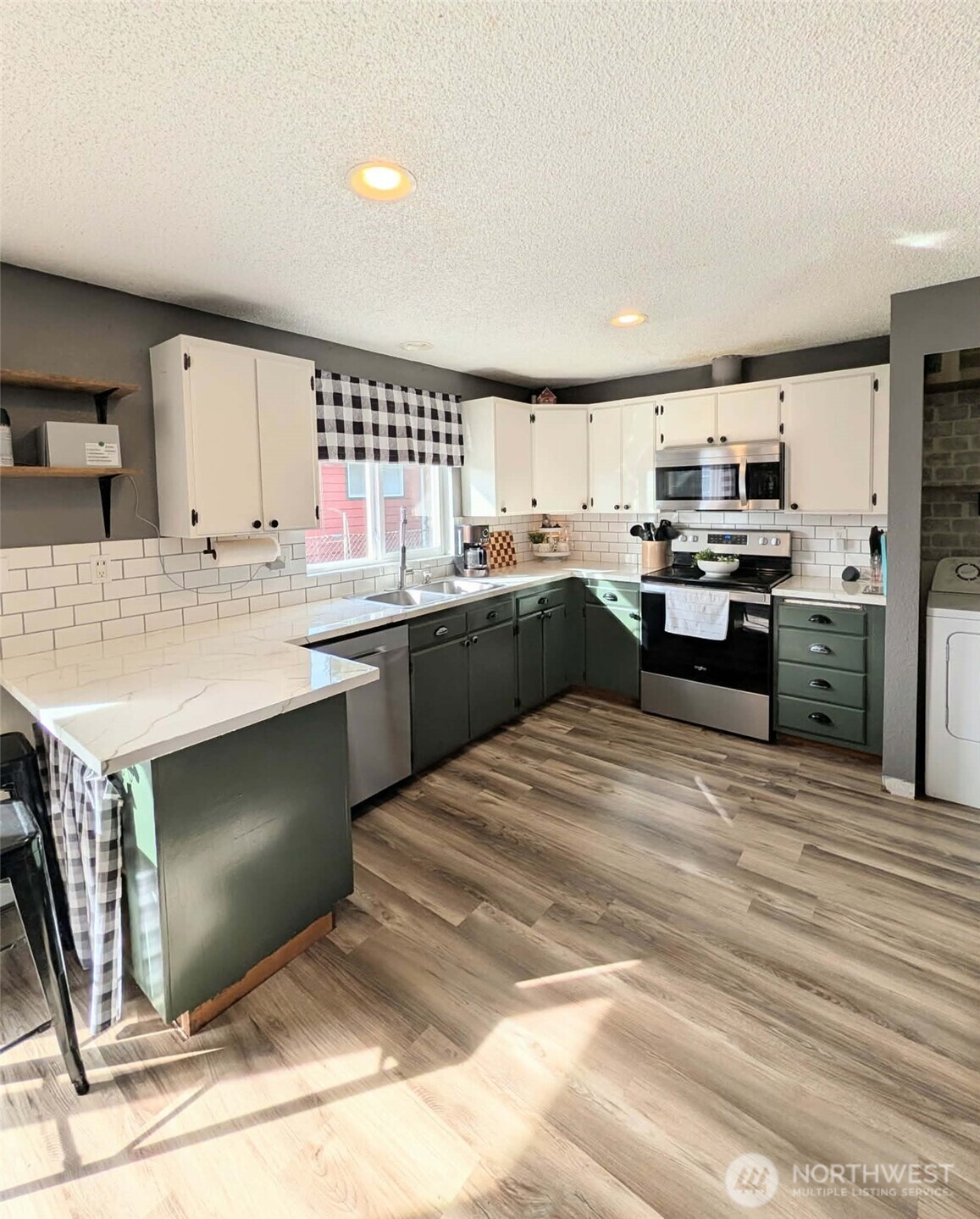 1710 W Young , Elma, WA 98541