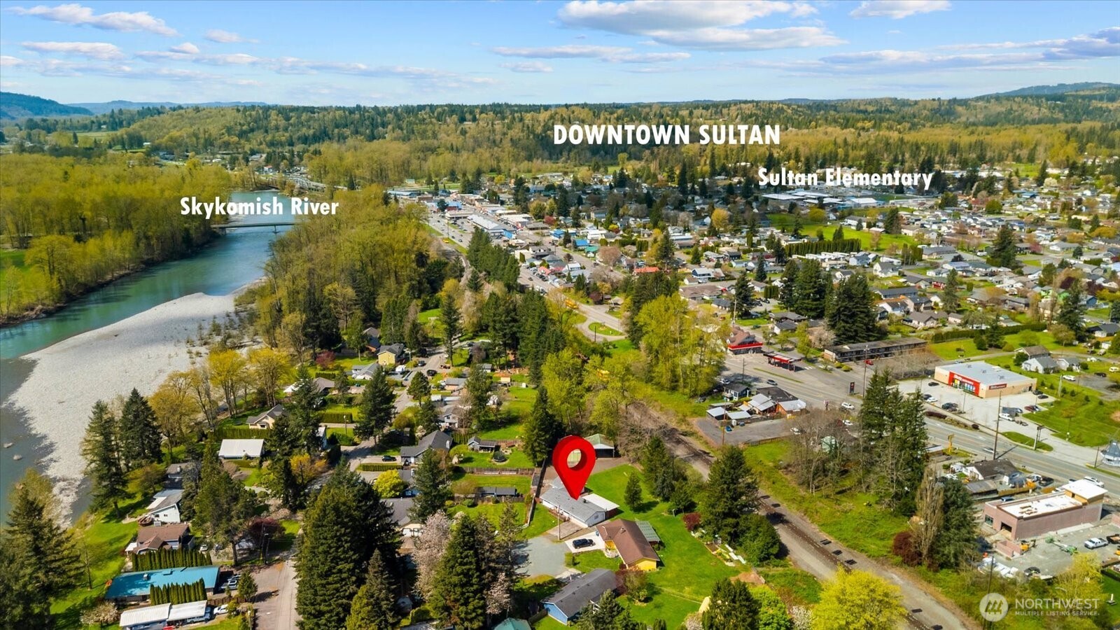 907 Dyer Road , Sultan, WA 98294