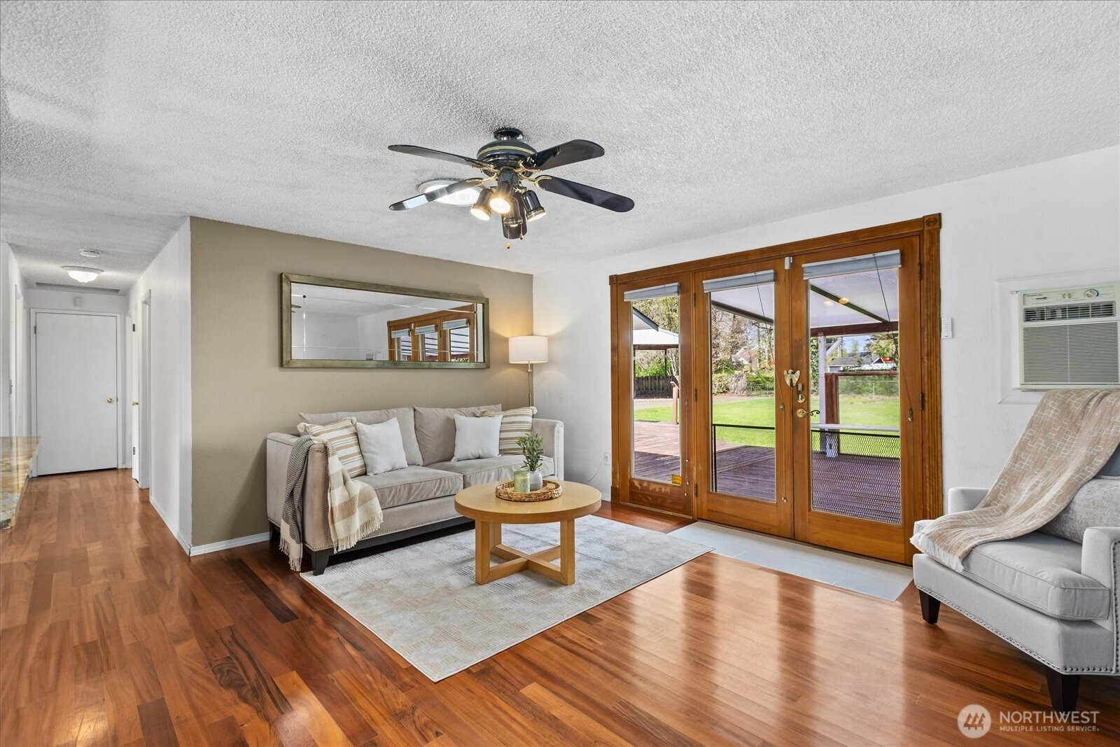907 Dyer Road , Sultan, WA 98294