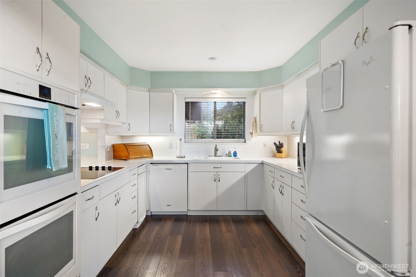 134 Draper Road , Port Angeles, WA 98362