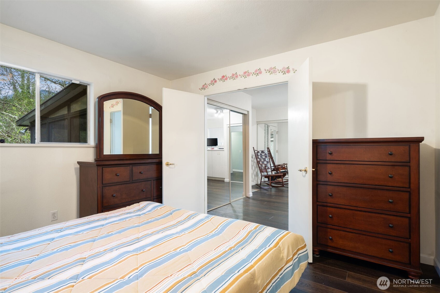 134 Draper Road , Port Angeles, WA 98362
