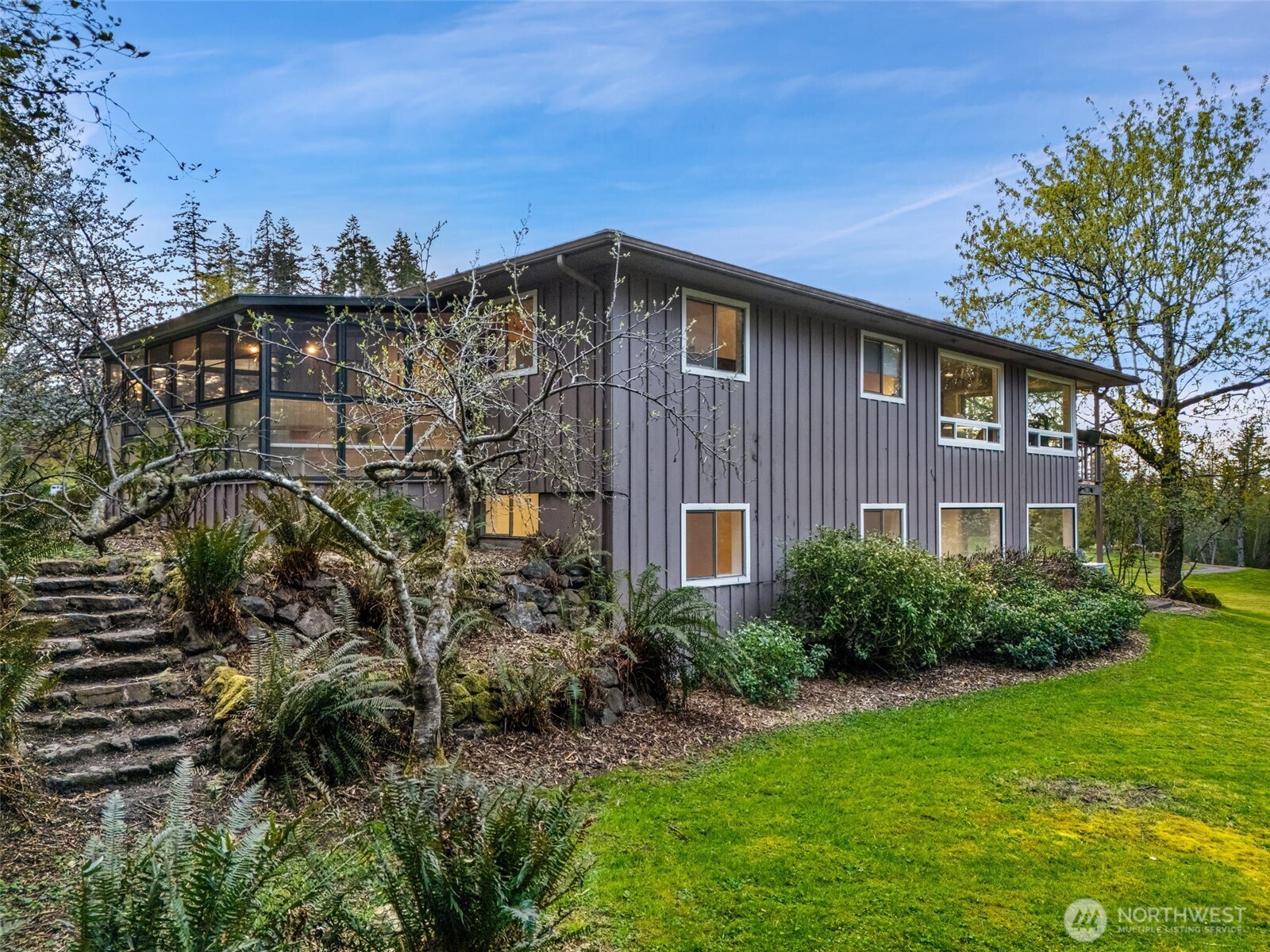 134 Draper Road , Port Angeles, WA 98362