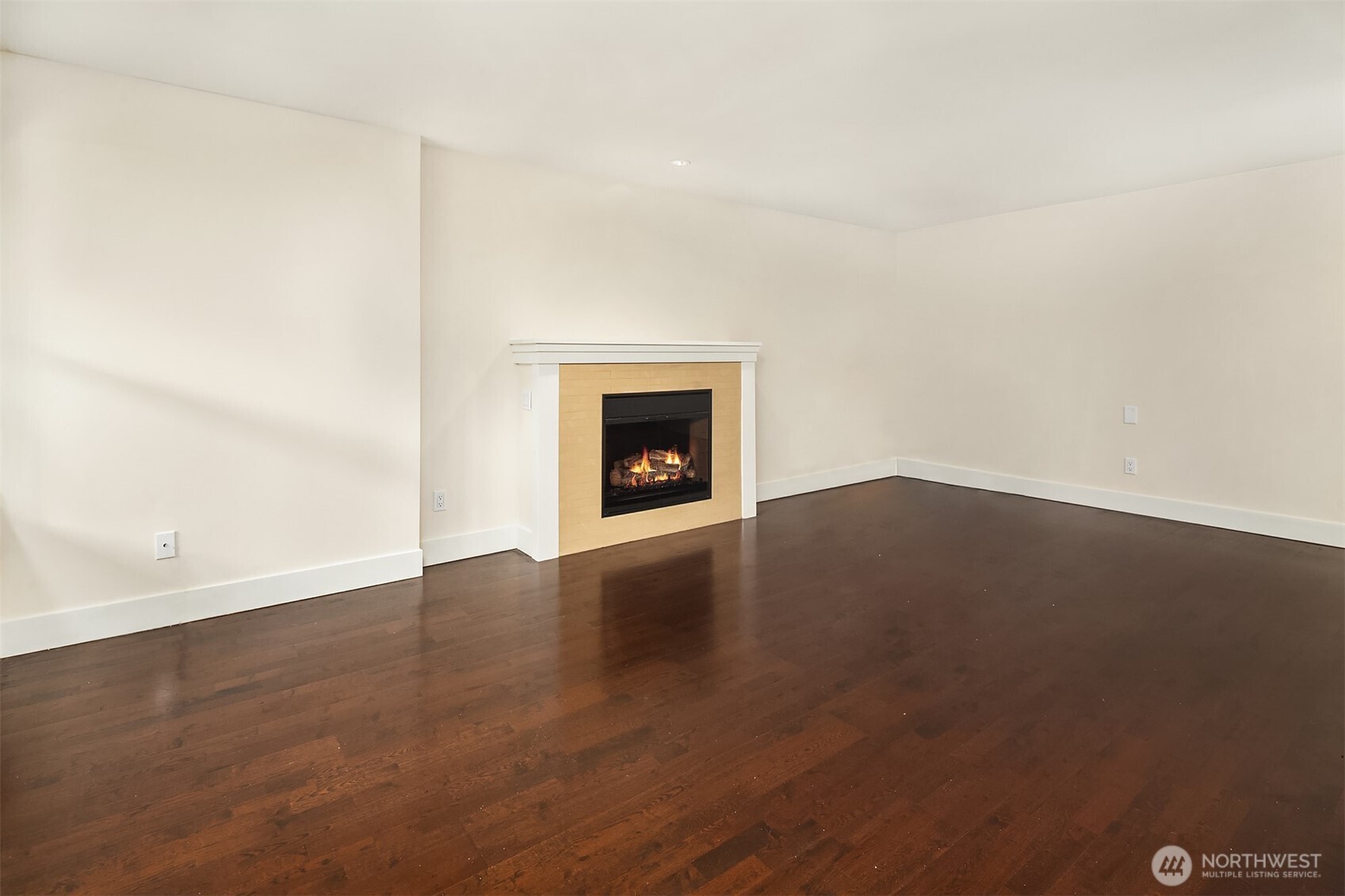 23015 Edmonds Way #A110, Edmonds, WA 98020