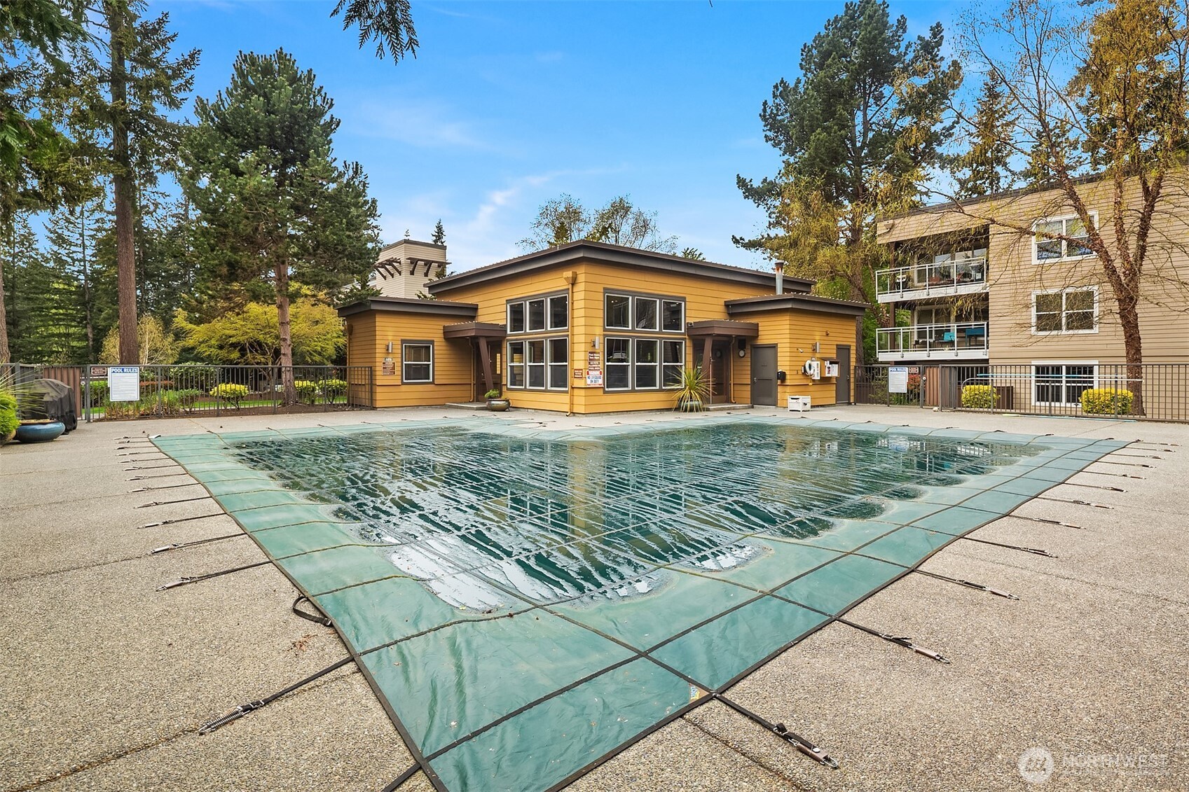 23015 Edmonds Way #A110, Edmonds, WA 98020