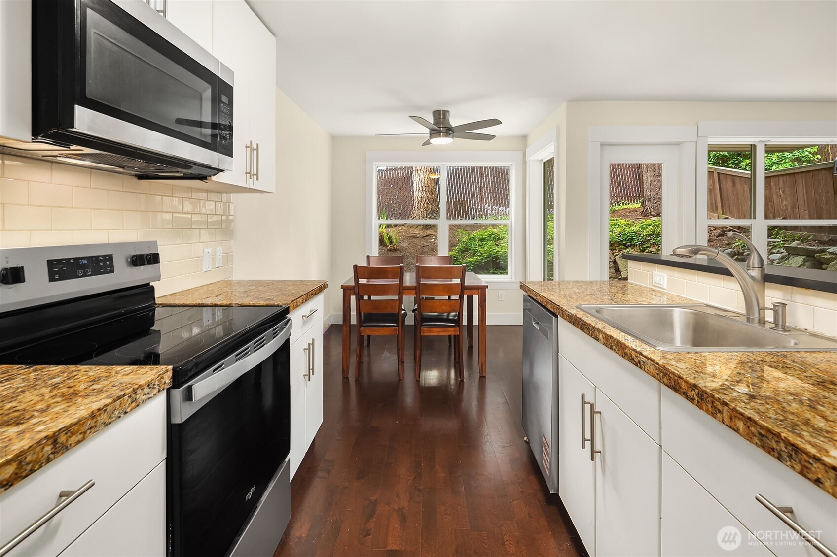 23015 Edmonds Way #A110, Edmonds, WA 98020
