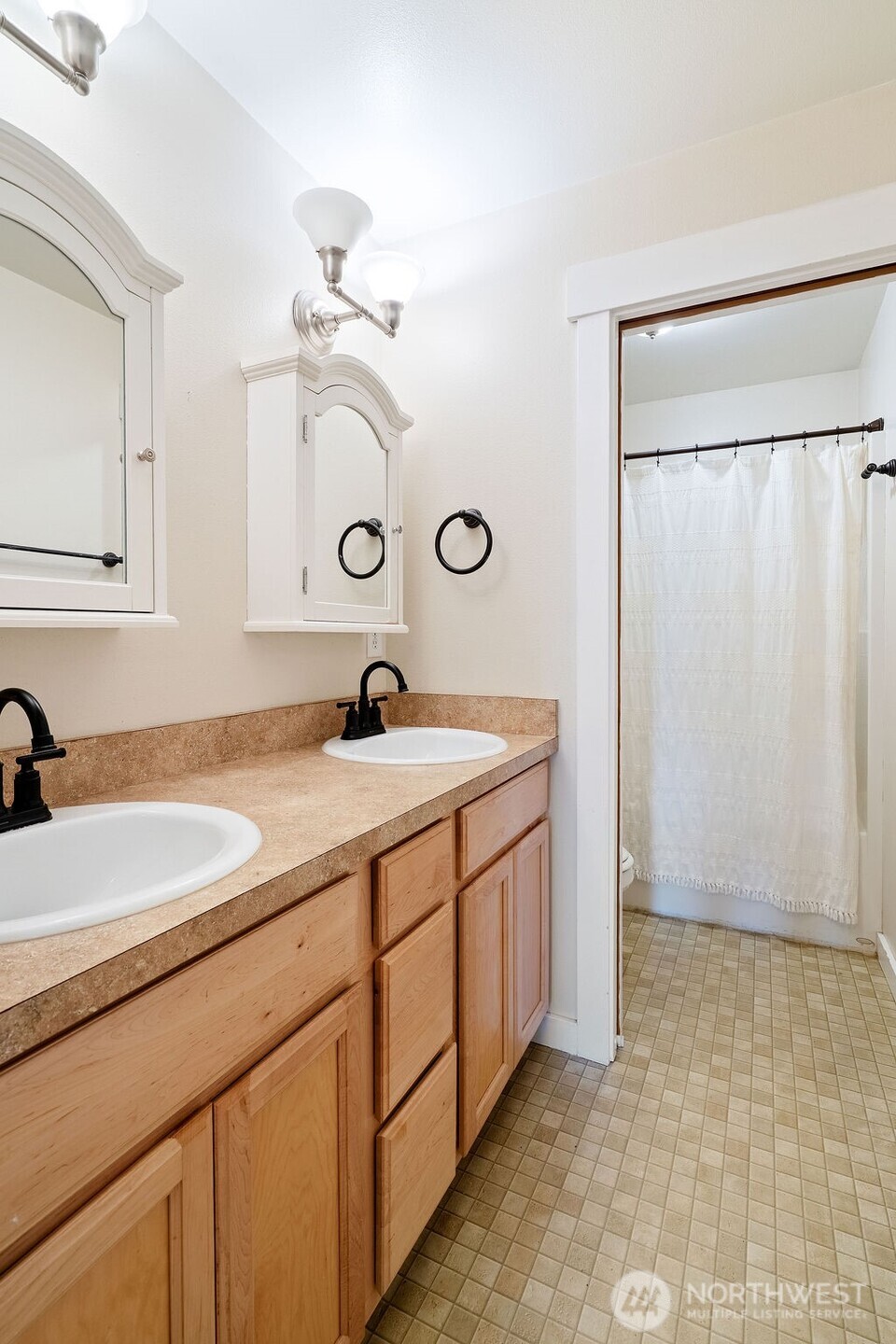 46 Ashley Drive , Montesano, WA 98563