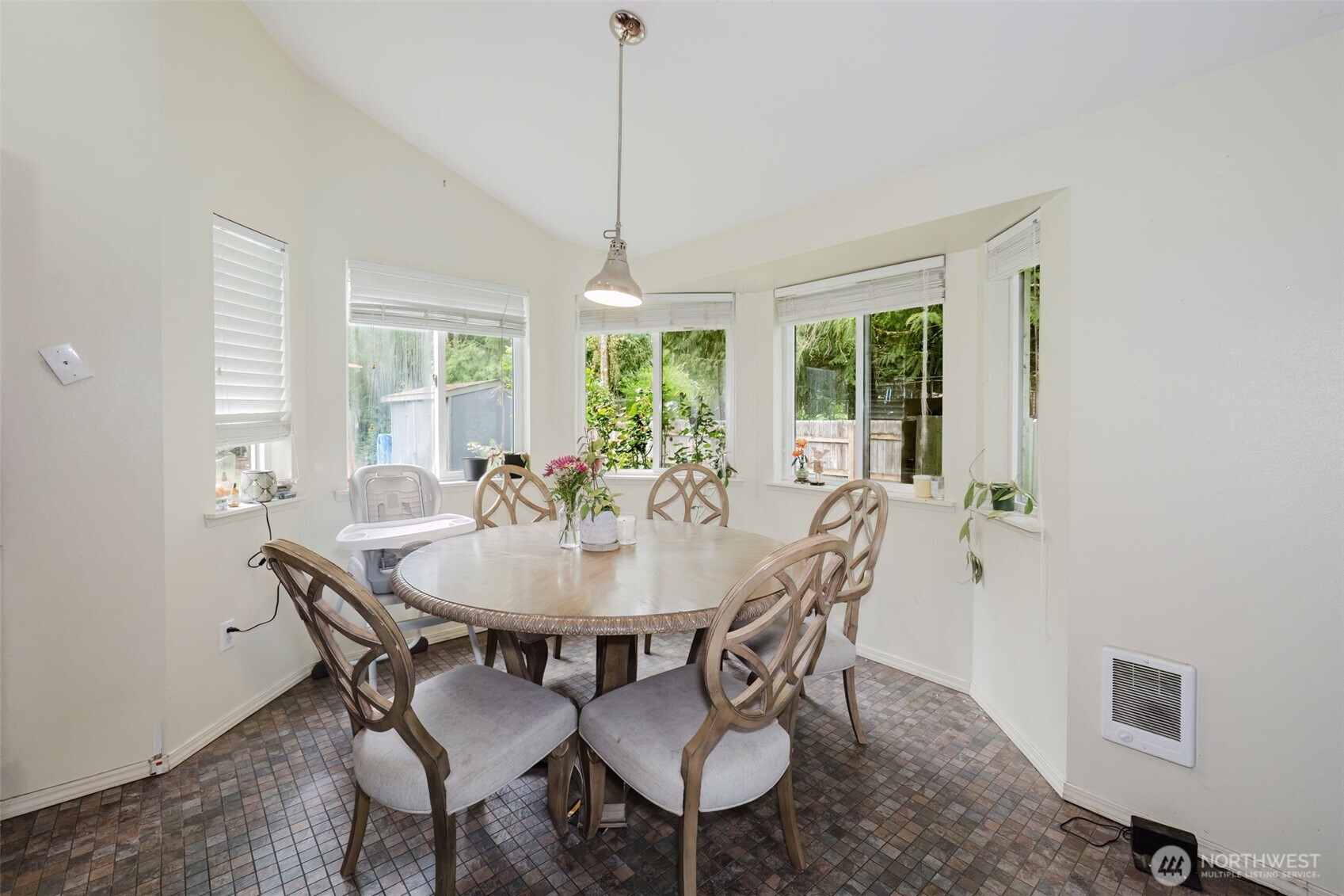 6324 E Polk Avenue , Port Orchard, WA 98366