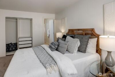 2501 Canterbury Lane E #116, Seattle, WA 98112 - Photo 21