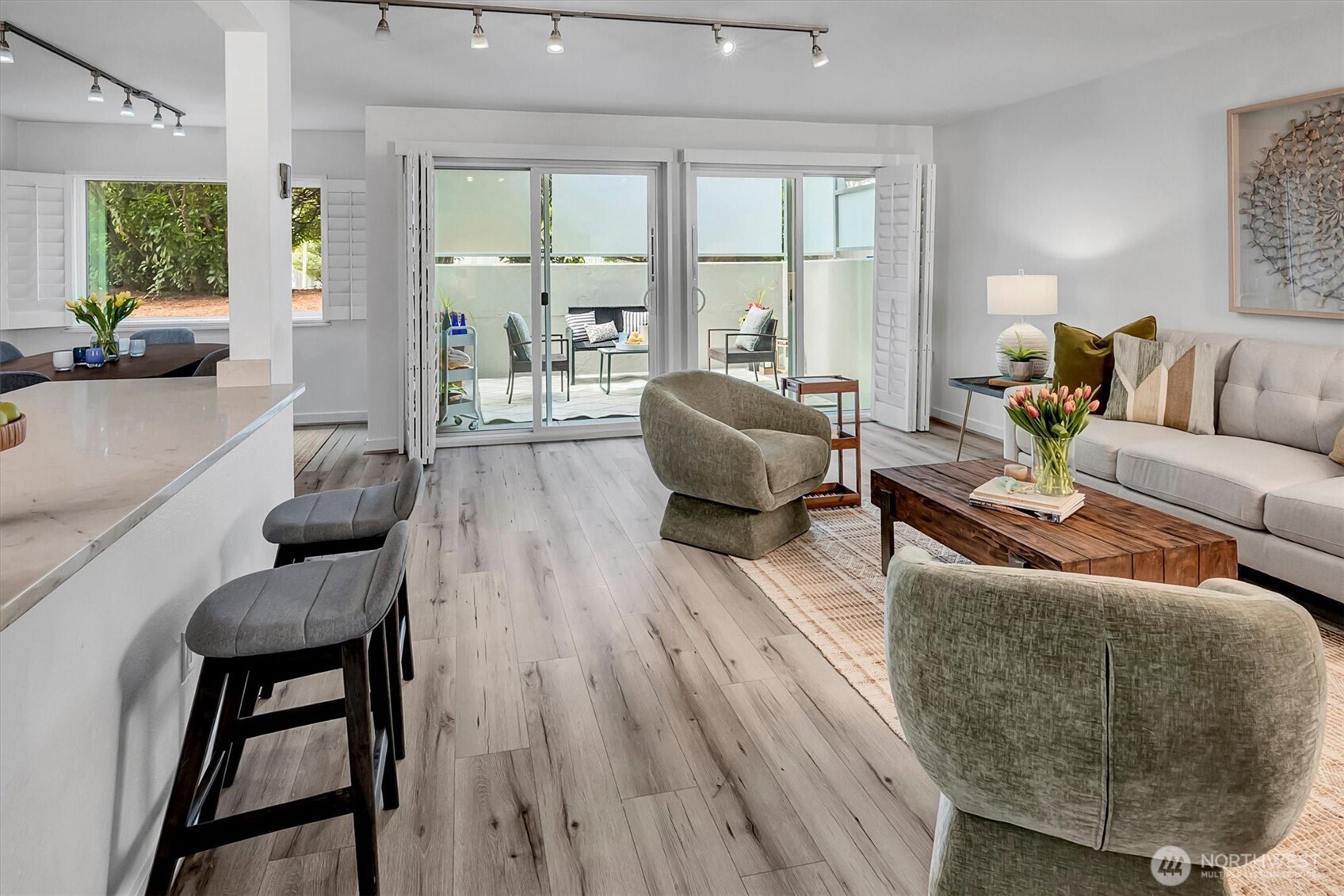 2501 Canterbury Lane E #116, Seattle, WA 98112