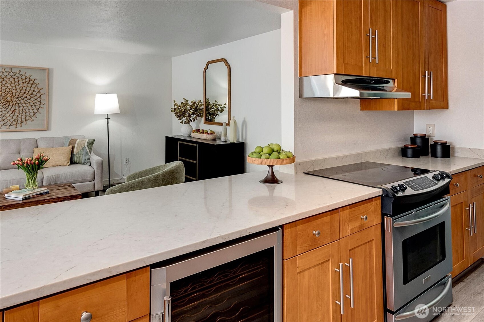 2501 Canterbury Lane E #116, Seattle, WA 98112