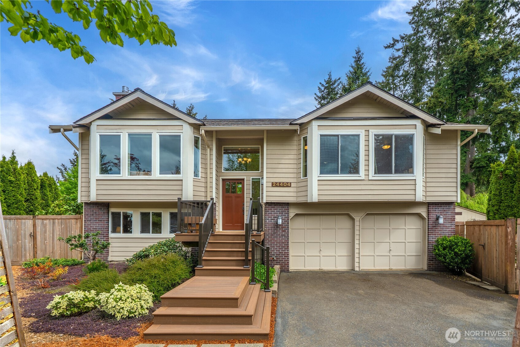 24404 222nd Avenue SE, Maple Valley, WA 98038