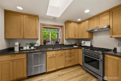 24404 222nd Avenue SE, Maple Valley, WA 98038 - Photo 7