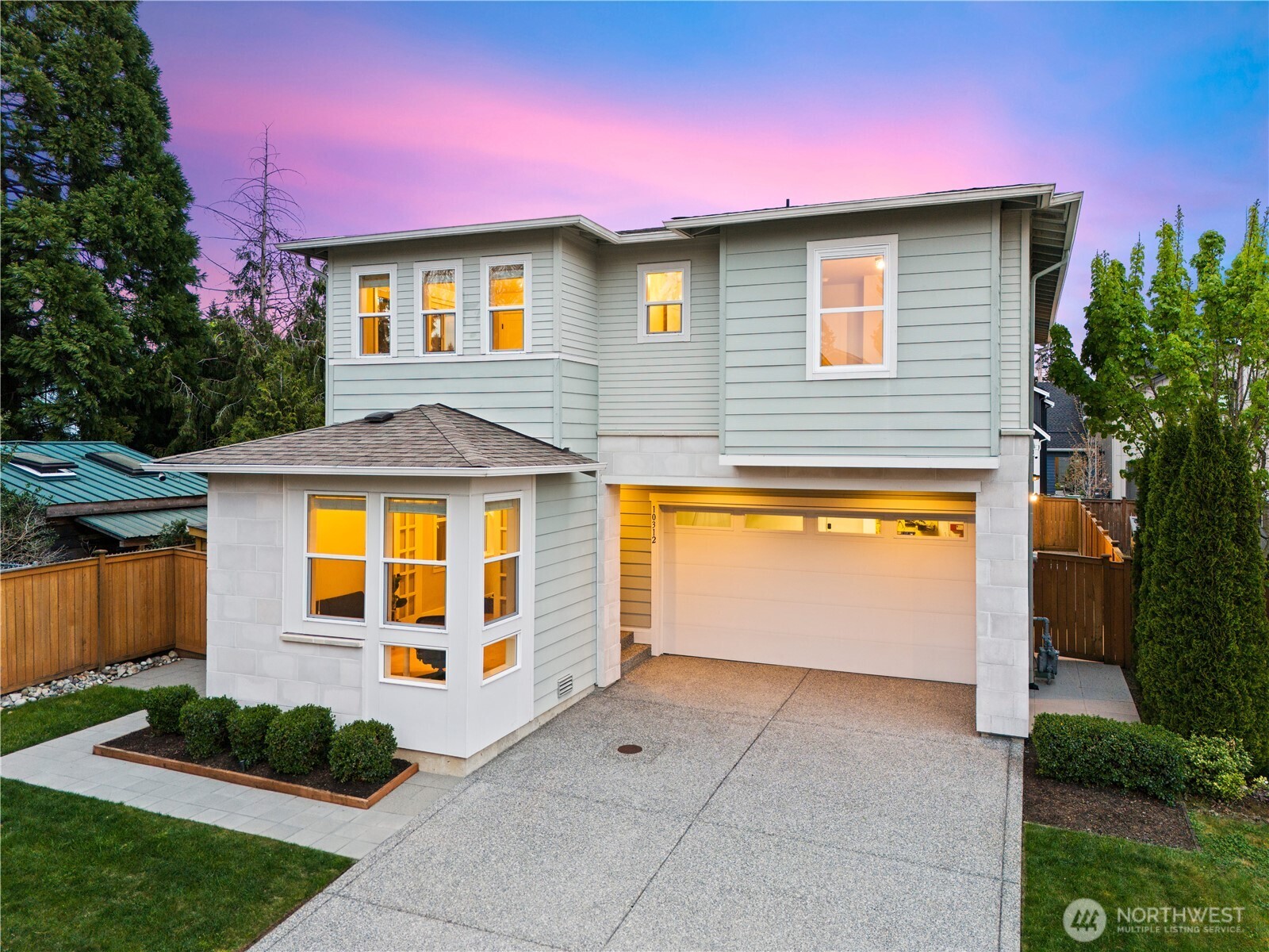 10312 134th Place NE, Kirkland, WA 98033