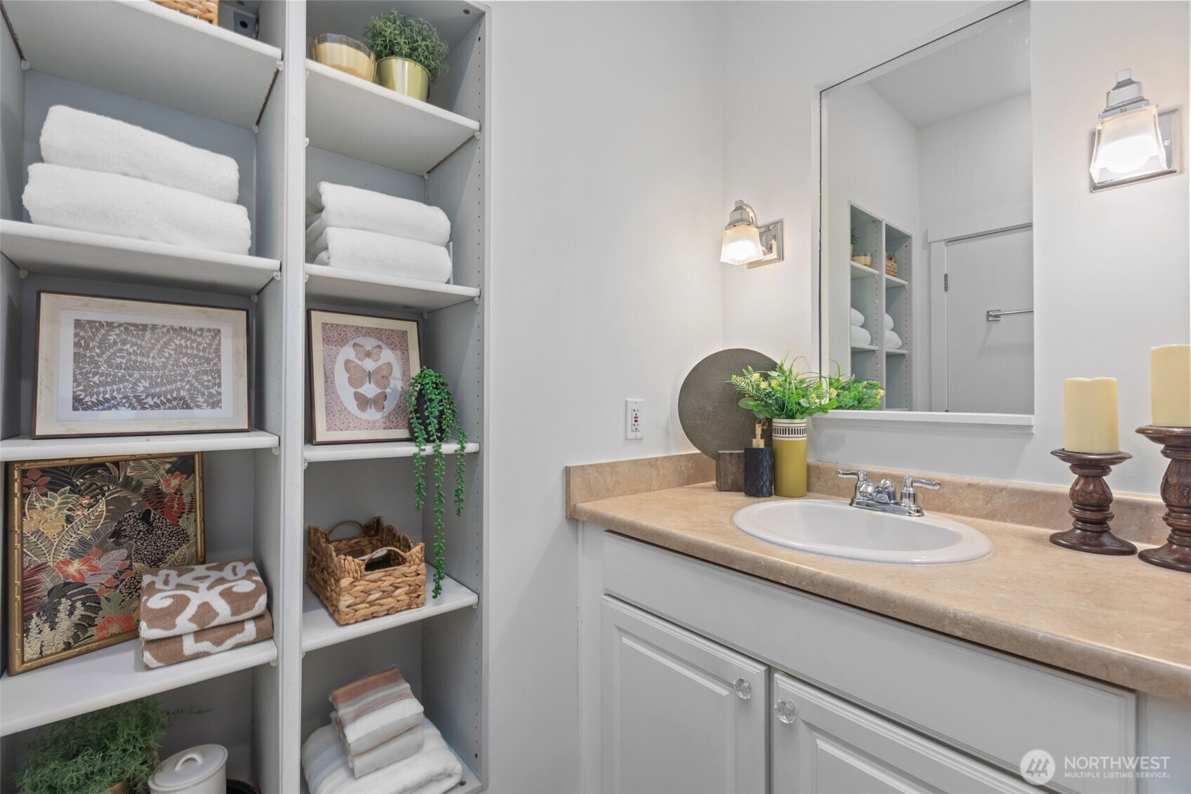 2415 2nd Avenue #631, Seattle, WA 98121