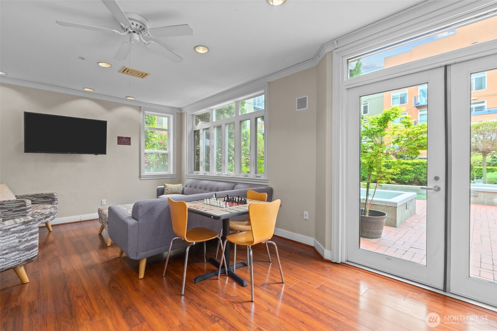2415 2nd Avenue #631, Seattle, WA 98121