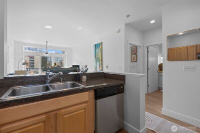 2415 2nd Avenue #631, Seattle, WA 98121 - Photo 7