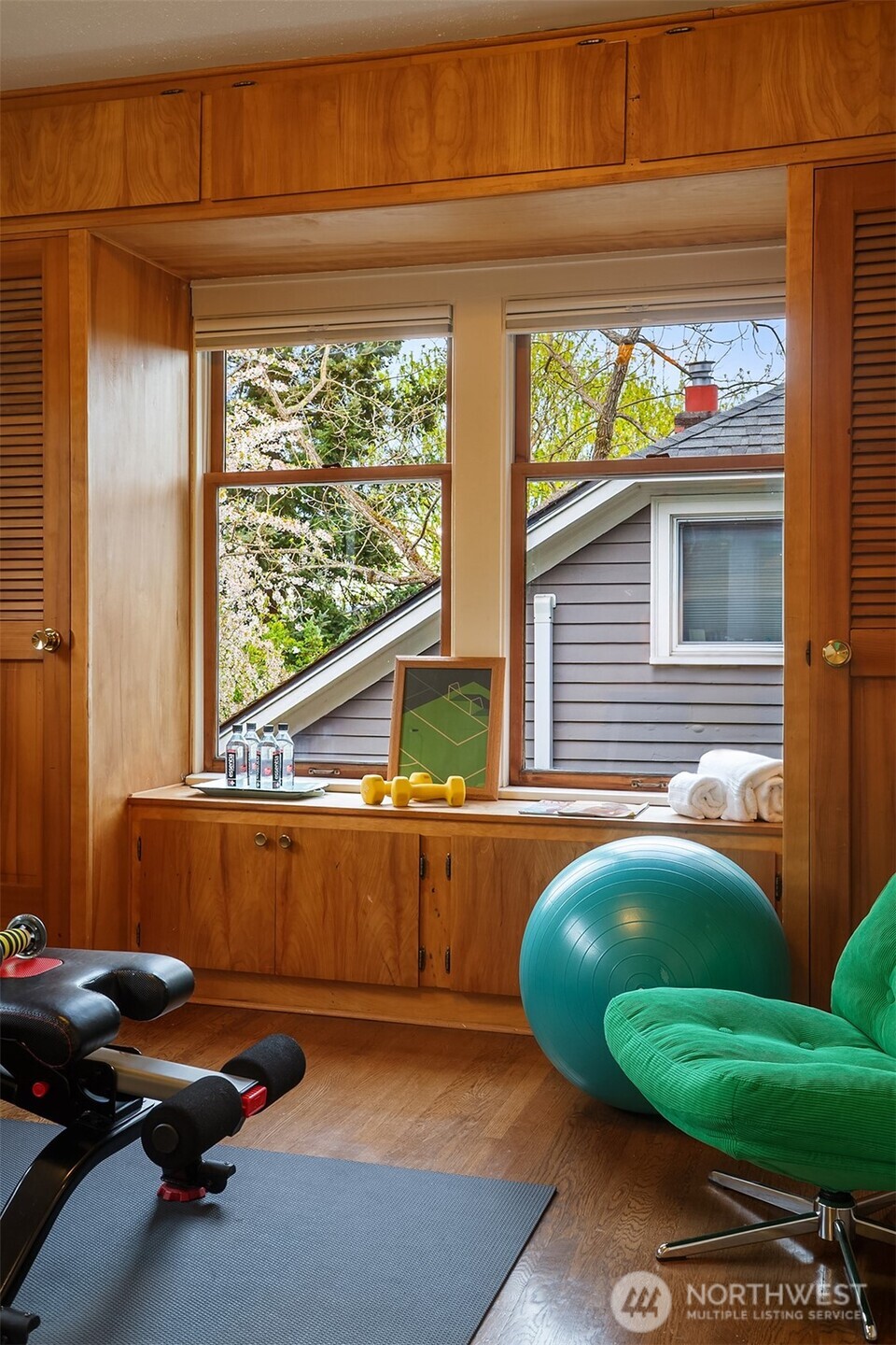 314 NE 56th Street , Seattle, WA 98105