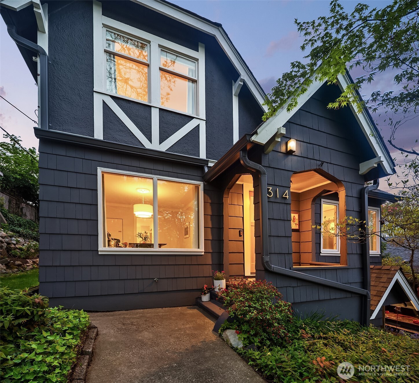 314 NE 56th Street , Seattle, WA 98105