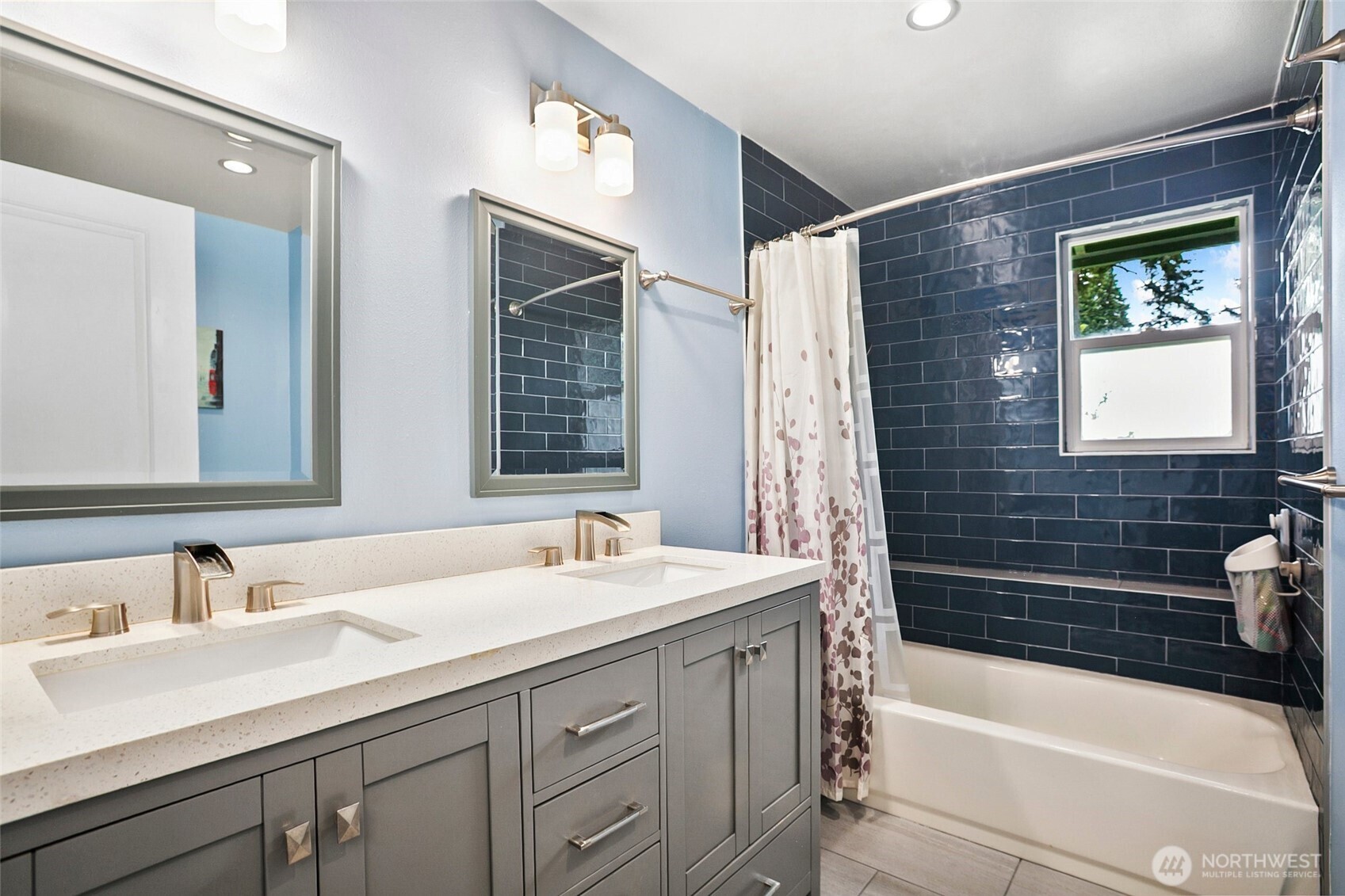 18445 SE 135th Street , Renton, WA 98059