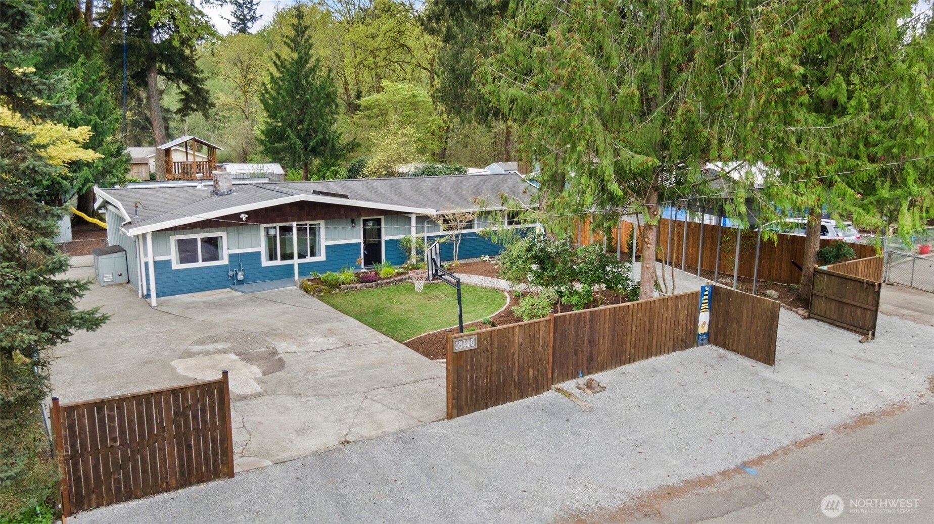 18445 SE 135th Street , Renton, WA 98059
