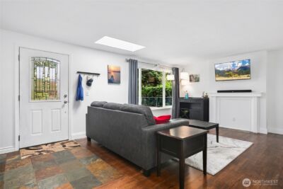 18445 SE 135th Street , Renton, WA 98059 - Photo 4