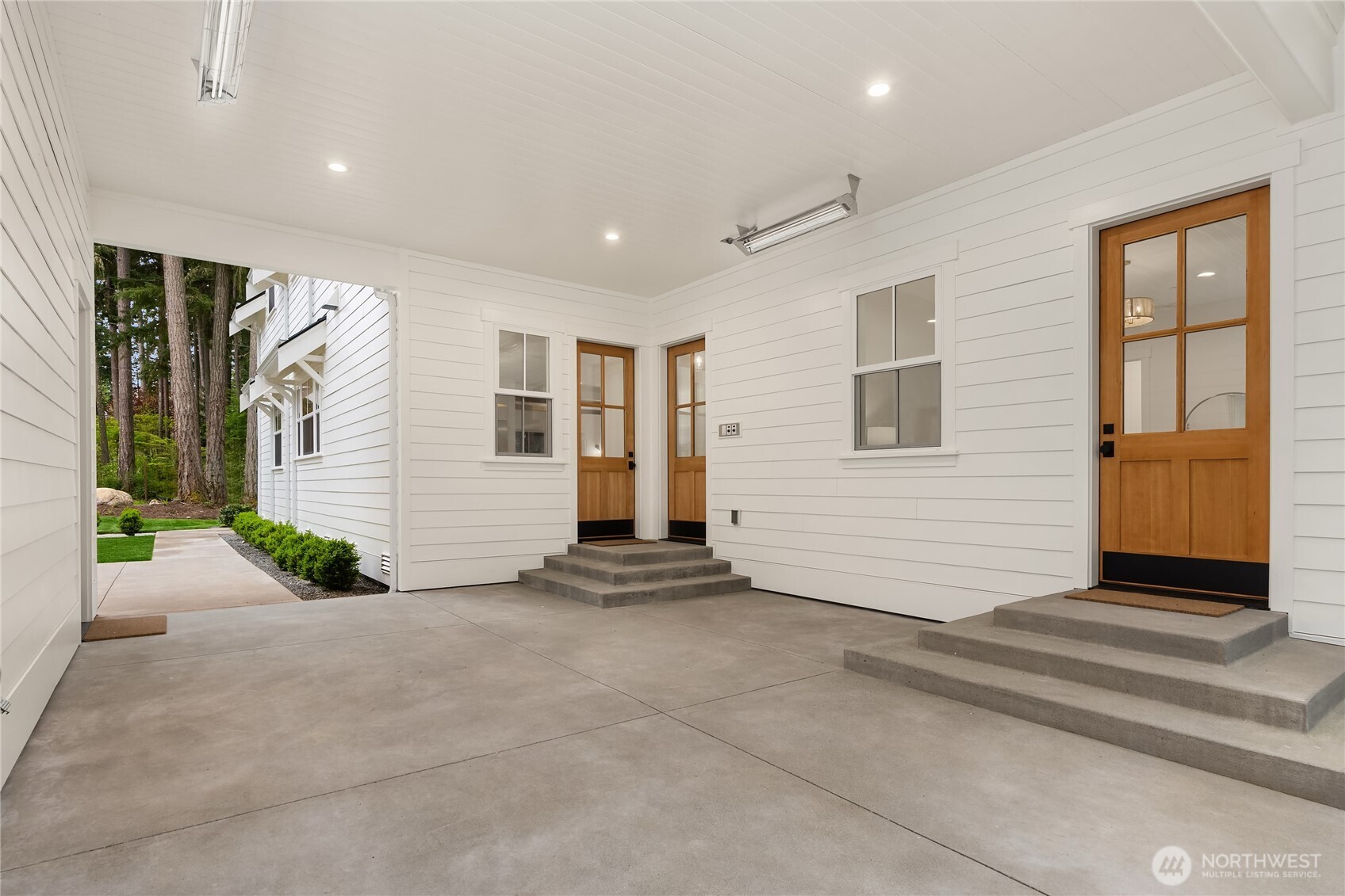 4948 NE North Tolo Road , Bainbridge Island, WA 98110