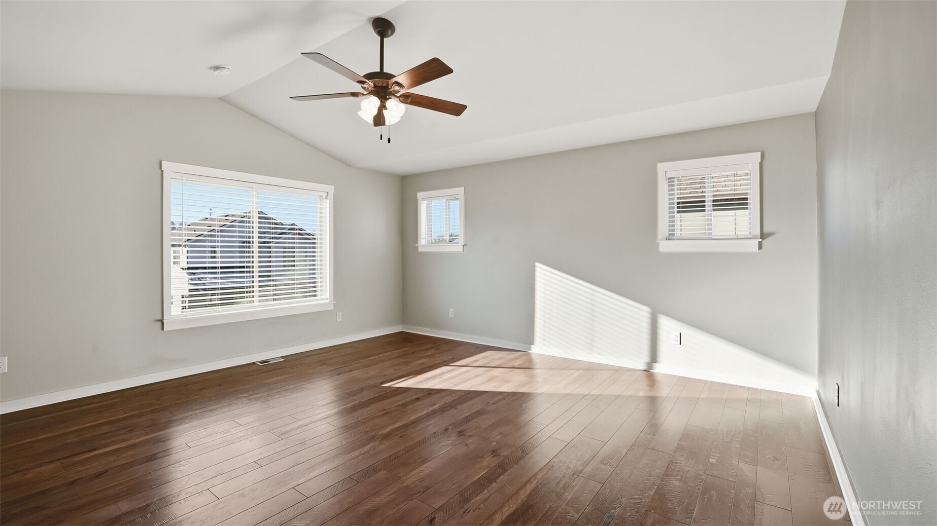 1475 Couls Avenue , Buckley, WA 98321