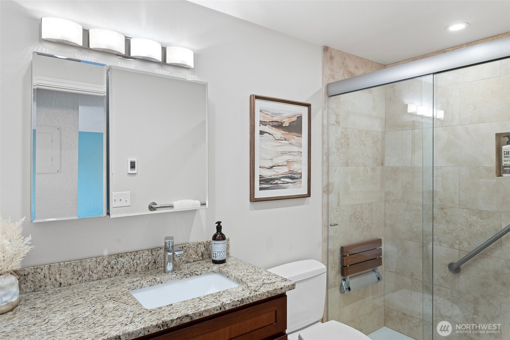 2625 13th Avenue W #302, Seattle, WA 98119