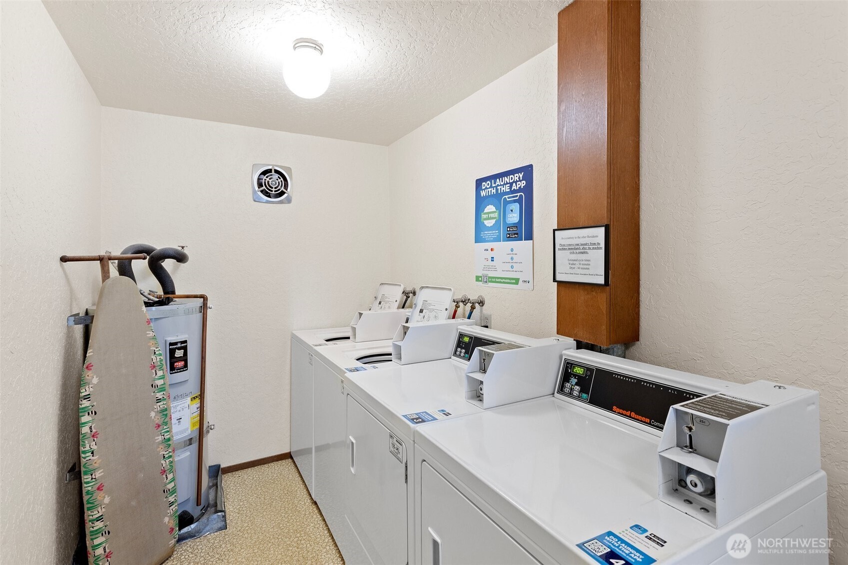 2625 13th Avenue W #302, Seattle, WA 98119