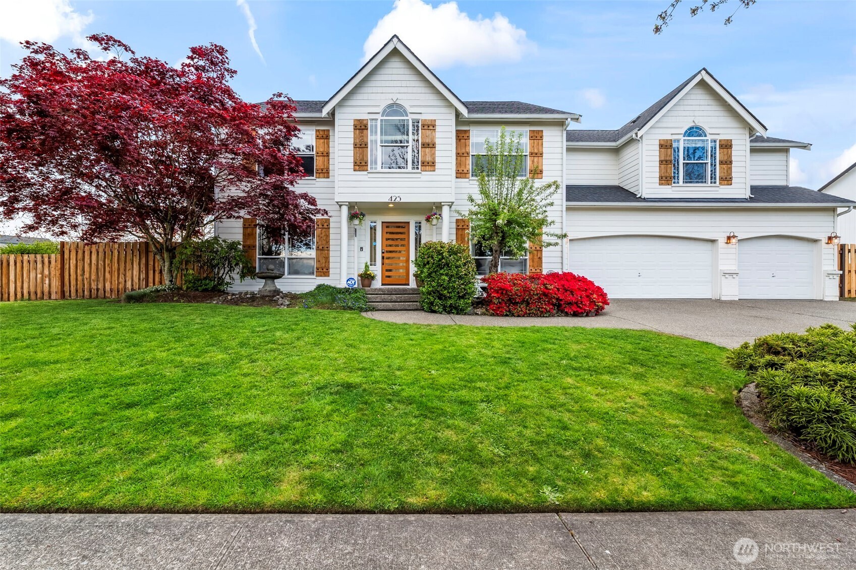 425 Sorensen St , Buckley, WA 98321