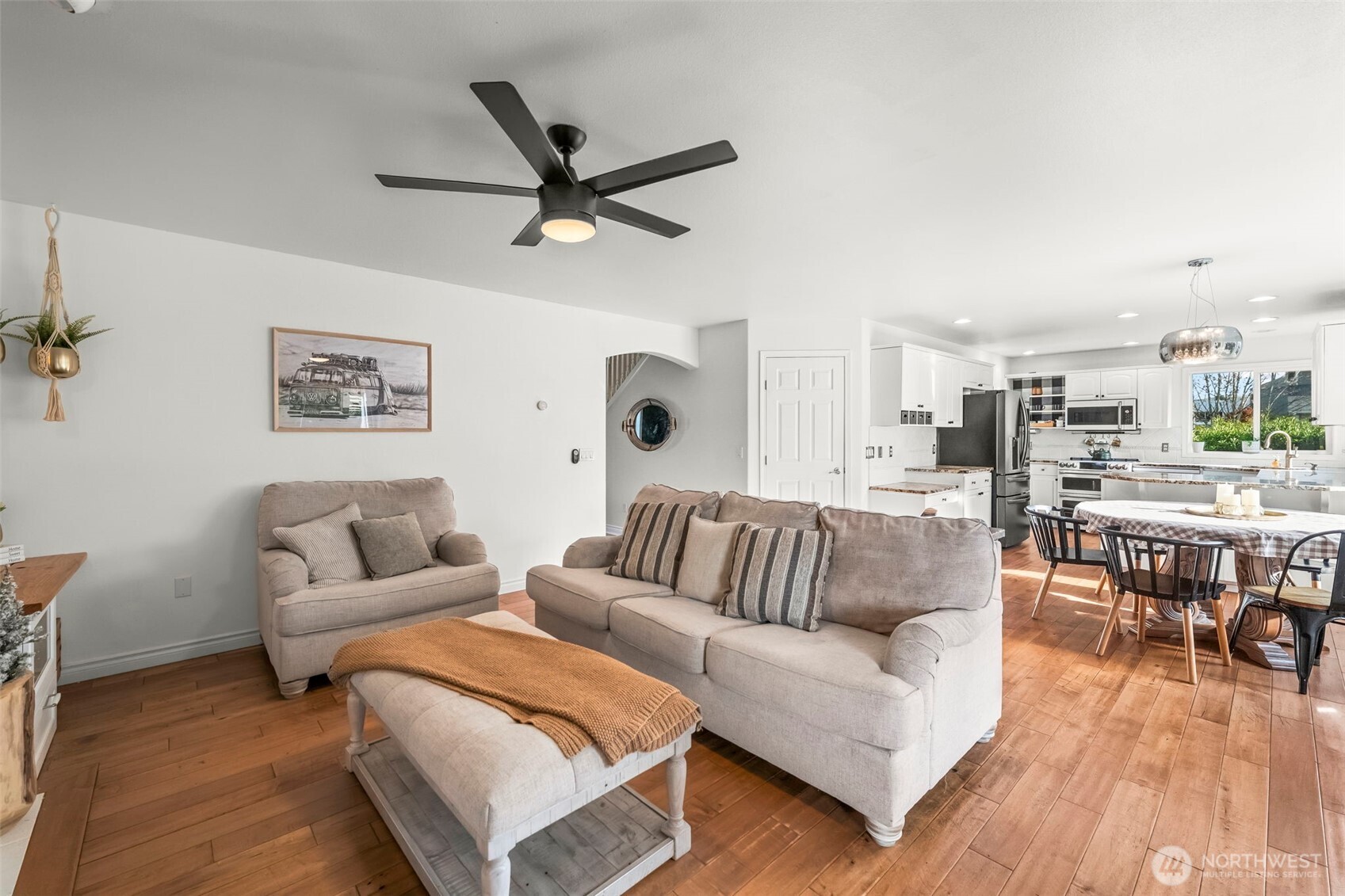 425 Sorensen St , Buckley, WA 98321