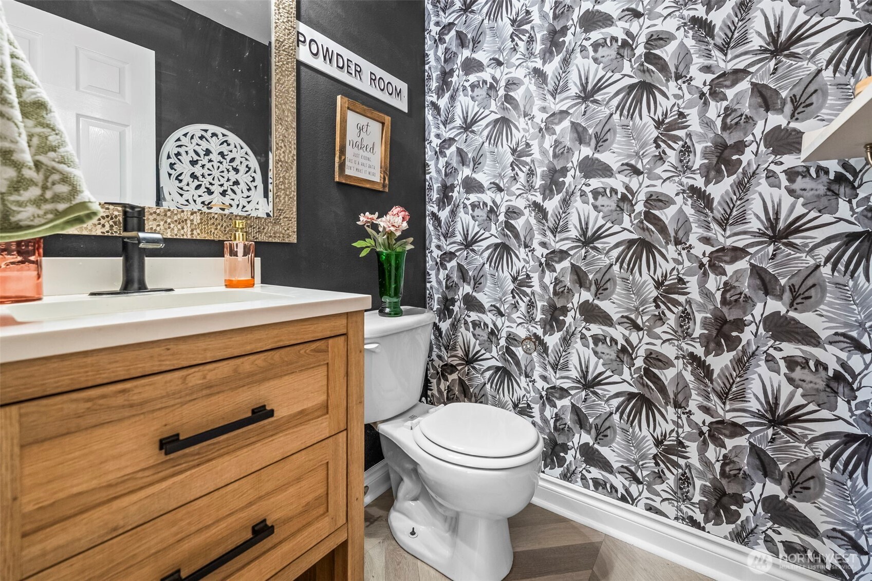 425 Sorensen St , Buckley, WA 98321