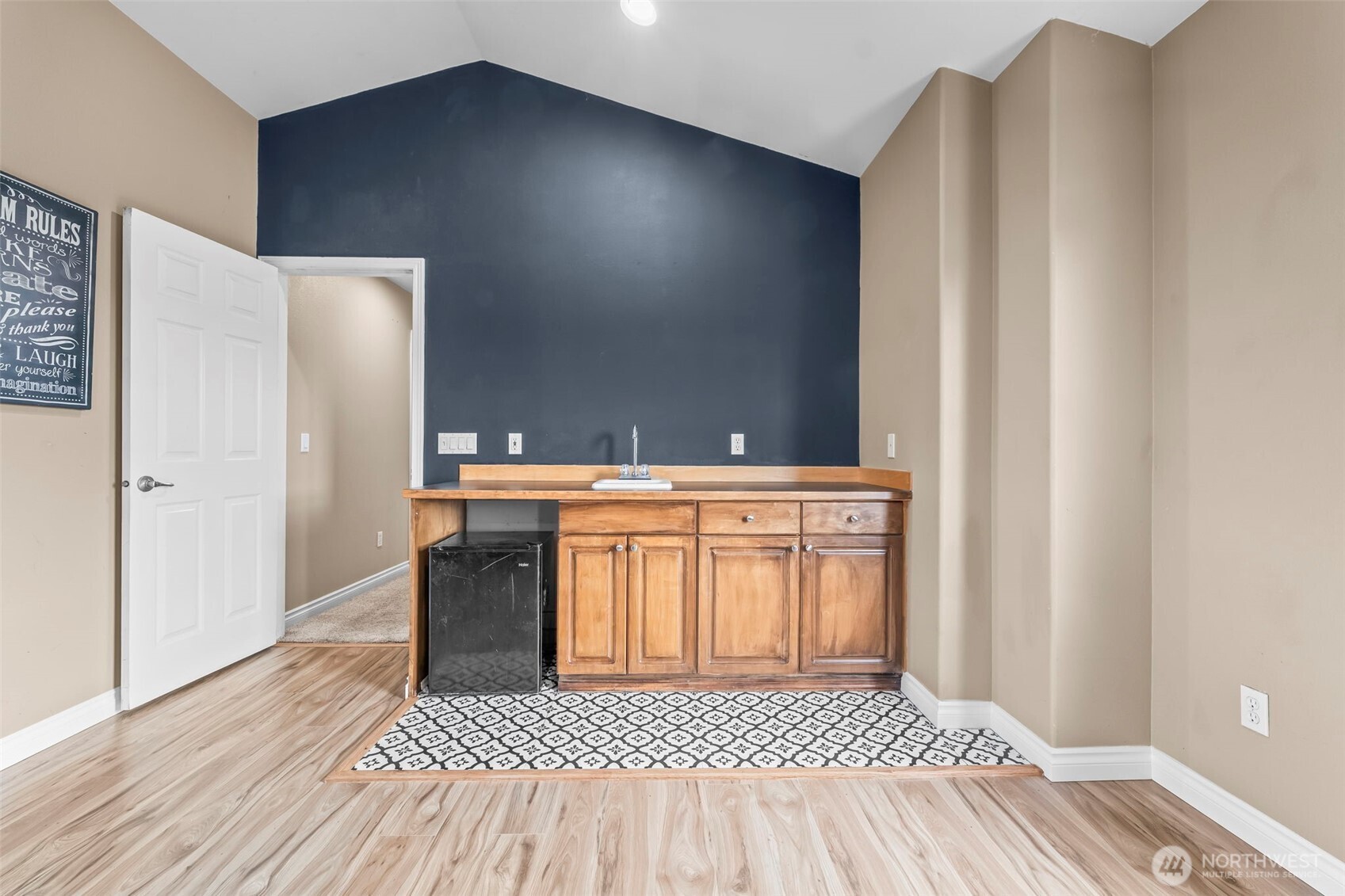 425 Sorensen St , Buckley, WA 98321