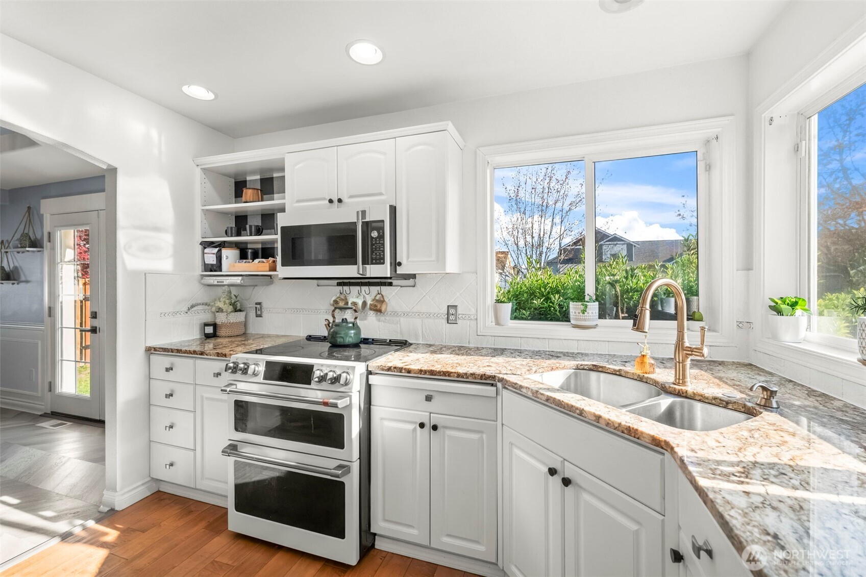 425 Sorensen St , Buckley, WA 98321