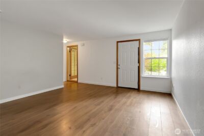 5721 99th Street Ct E, Puyallup, WA 98373 - Photo 4