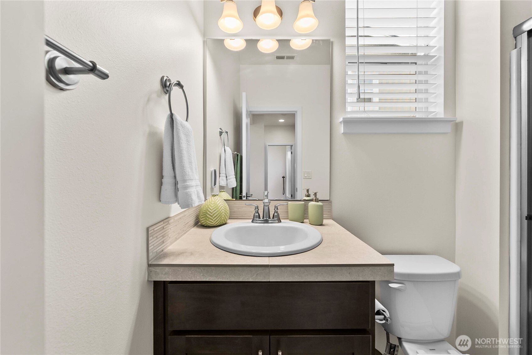 10214 SE 268th Place , Kent, WA 98030-5081