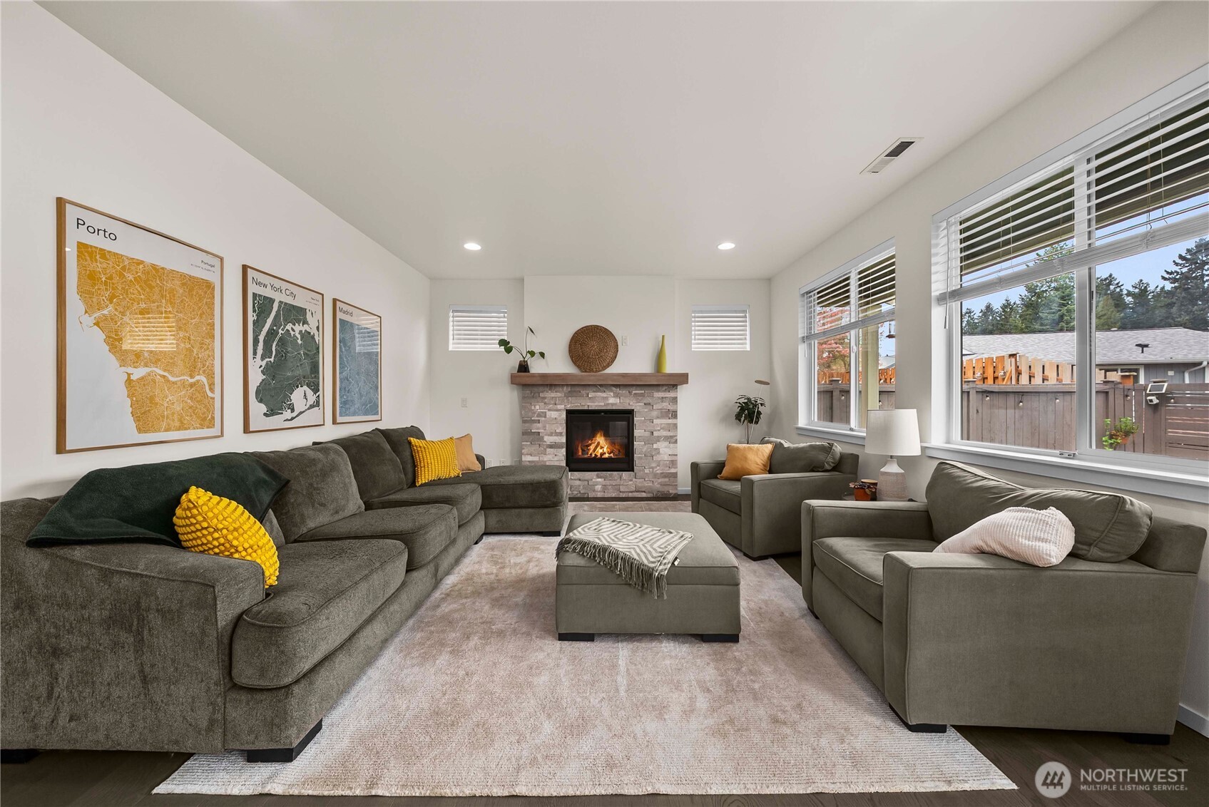 10214 SE 268th Place , Kent, WA 98030-5081