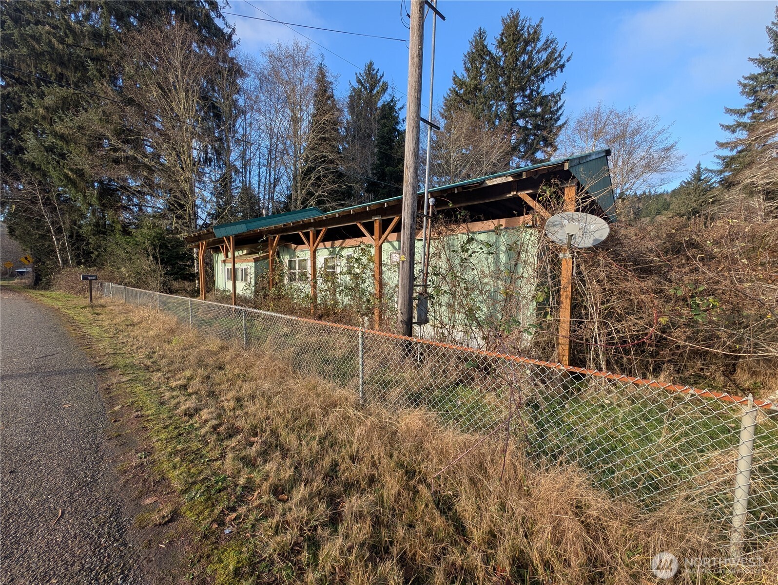 300 Sekiu River Road , Sekiu, WA 98381