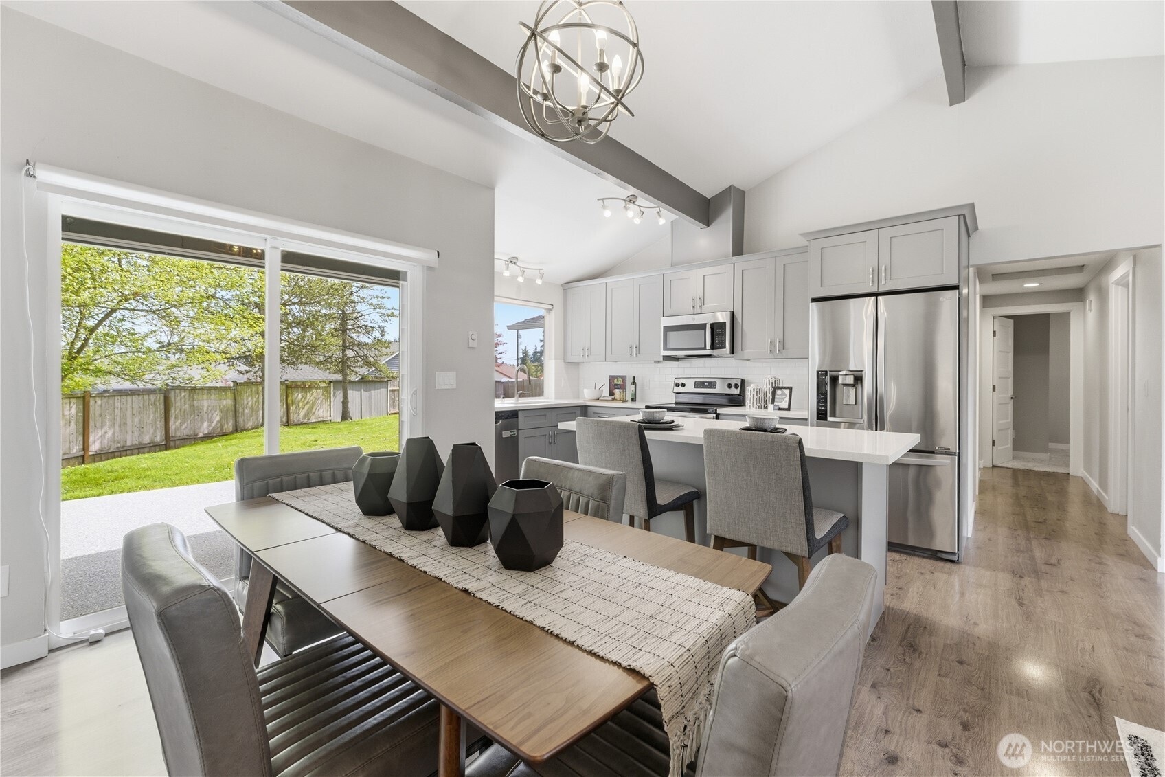 212 76th Place SW, Everett, WA 98203