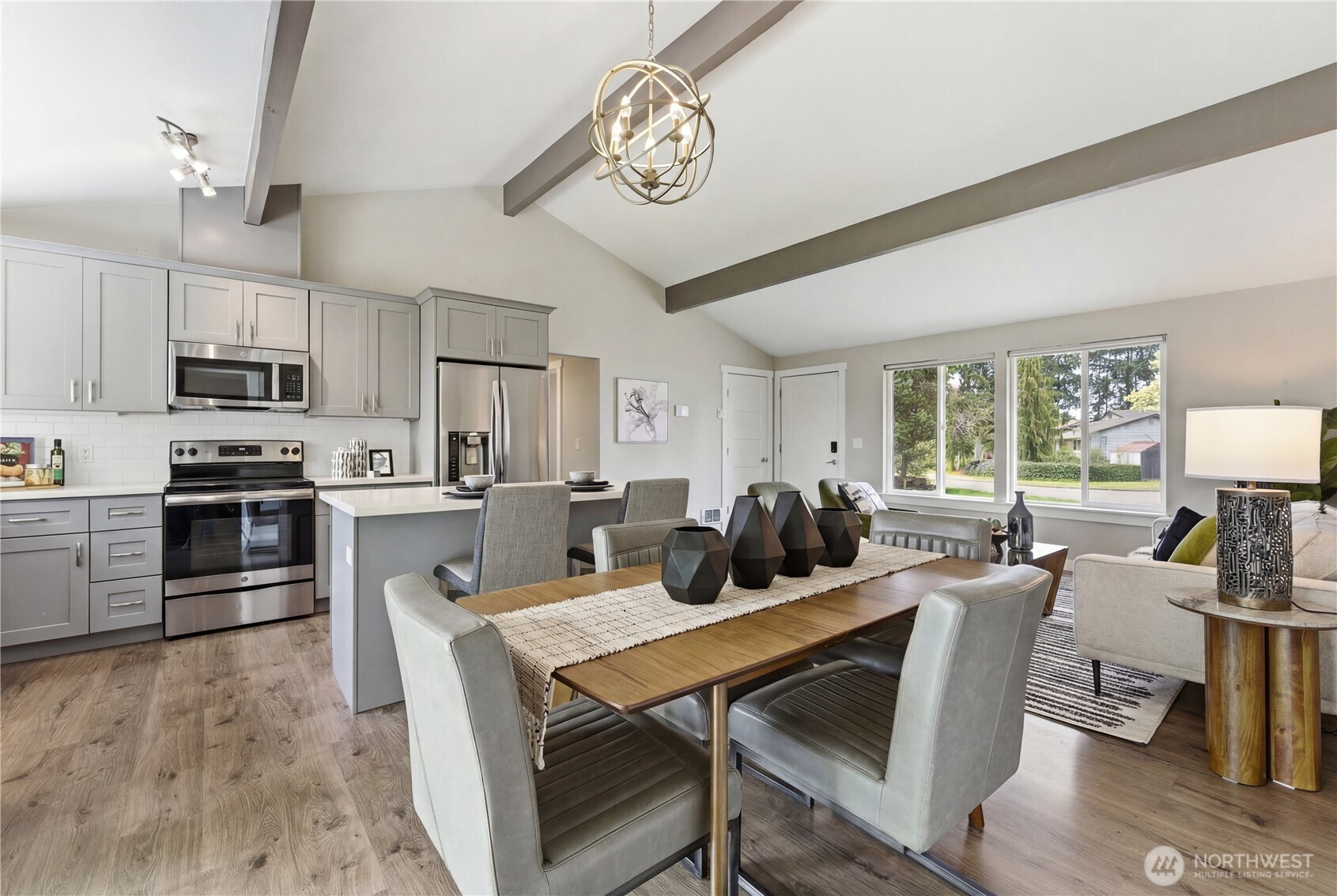 212 76th Place SW, Everett, WA 98203