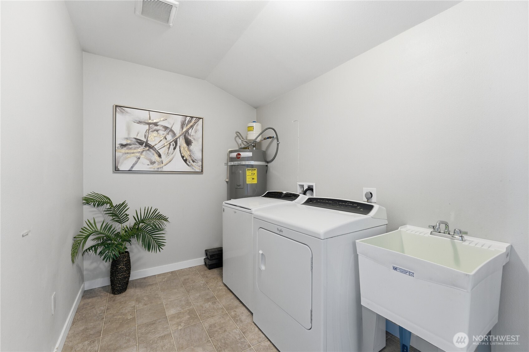 212 76th Place SW, Everett, WA 98203