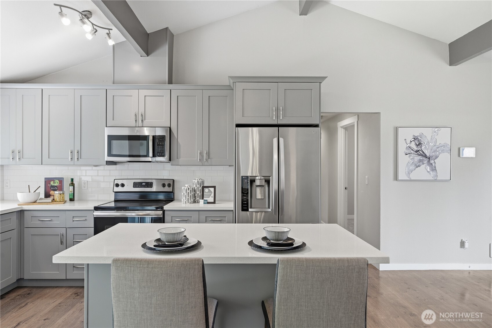 212 76th Place SW, Everett, WA 98203