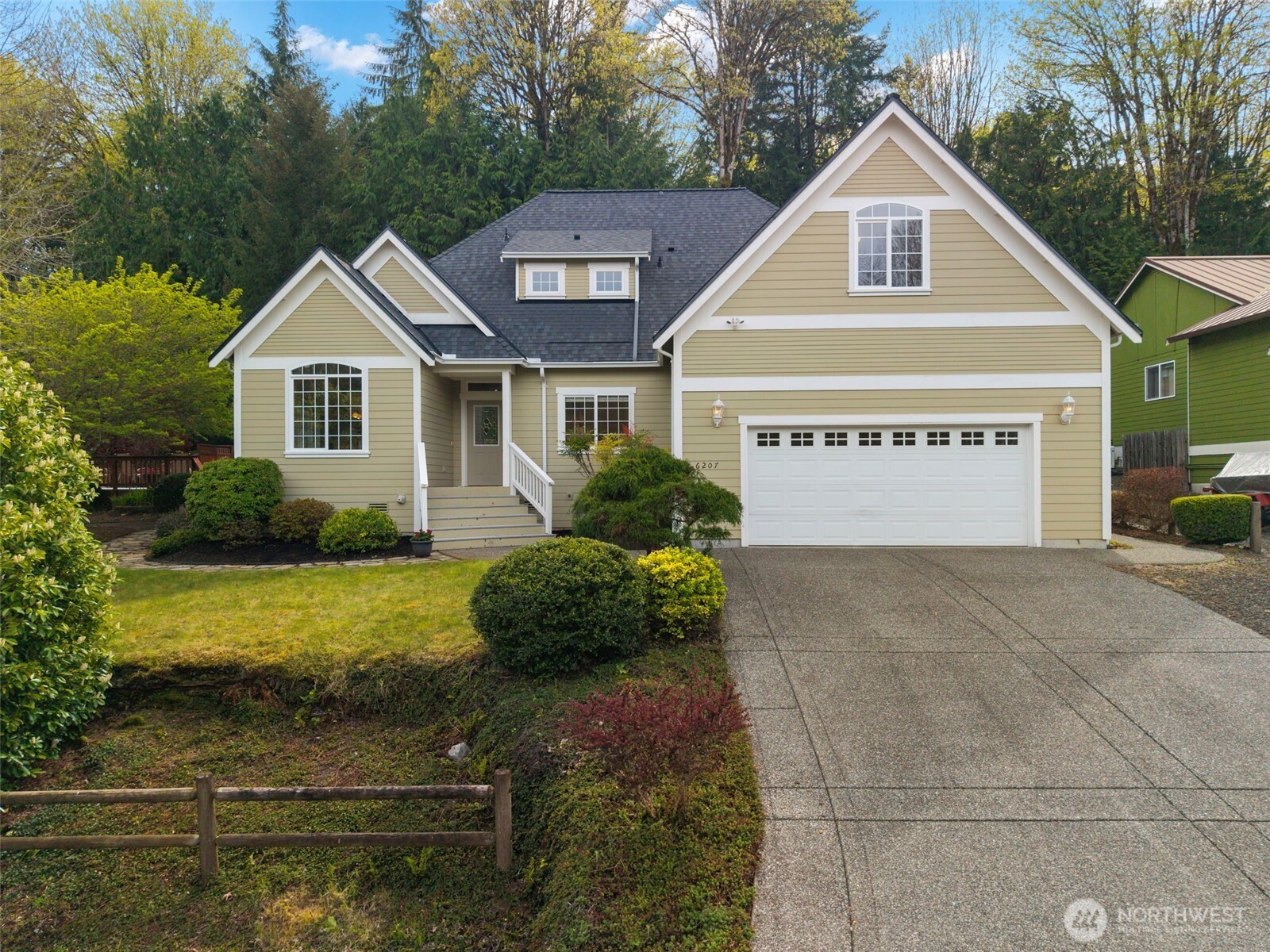 6207 NE Blakewood Court , Kingston, WA 98346