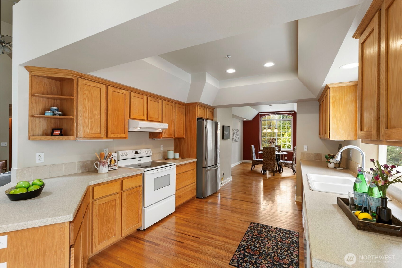 6207 NE Blakewood Court , Kingston, WA 98346