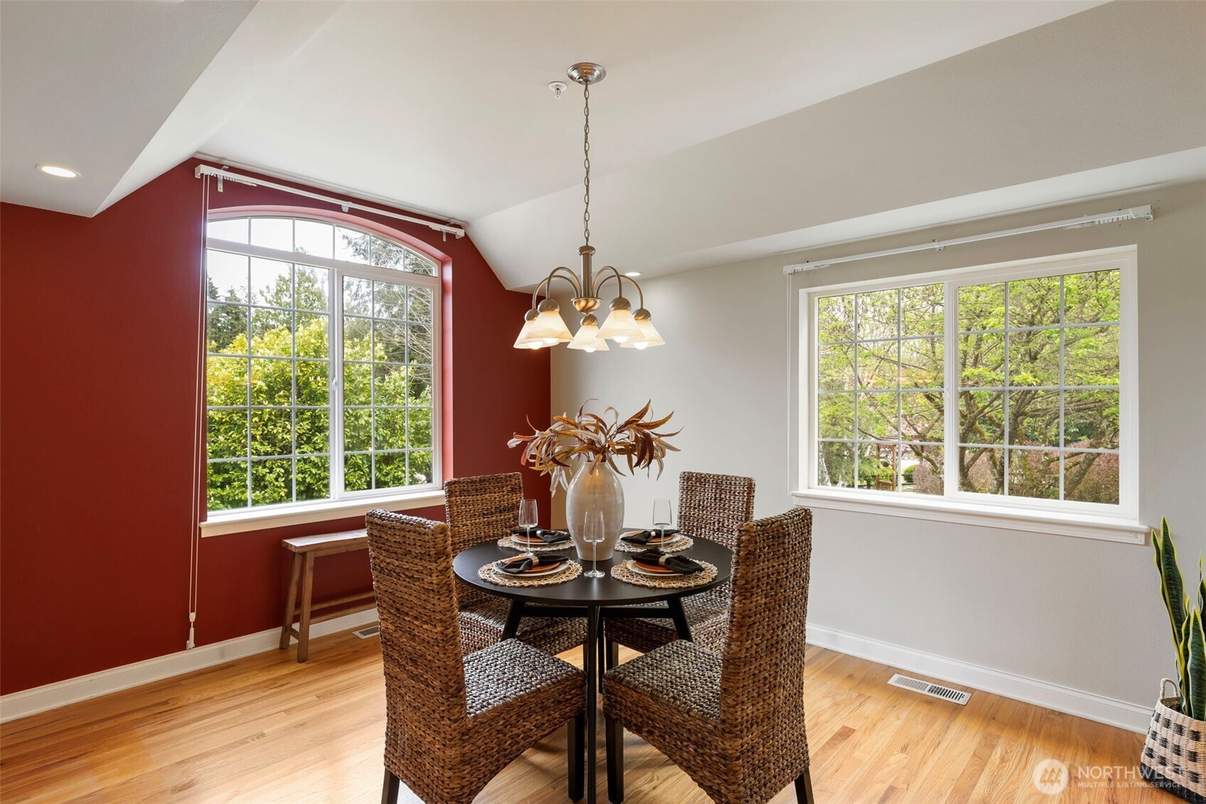6207 NE Blakewood Court , Kingston, WA 98346
