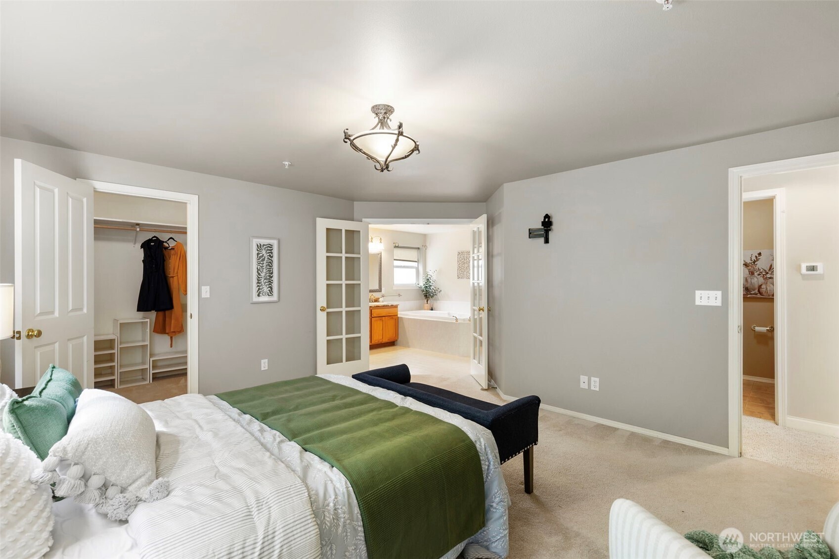 6207 NE Blakewood Court , Kingston, WA 98346