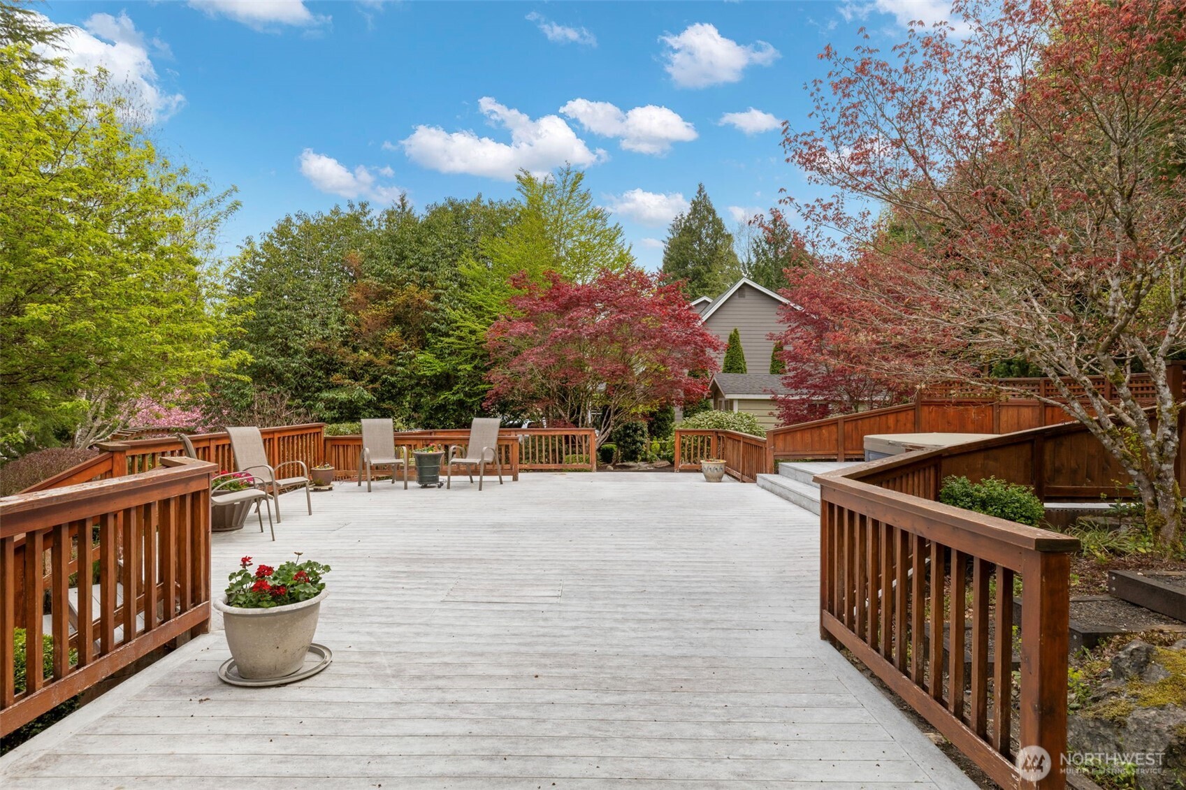 6207 NE Blakewood Court , Kingston, WA 98346