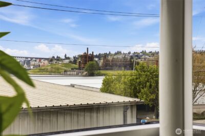 2364 Fairview Avenue E #8, Seattle, WA 98102 - Photo 13