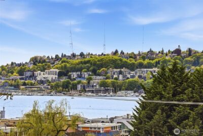 2364 Fairview Avenue E #8, Seattle, WA 98102 - Photo 22
